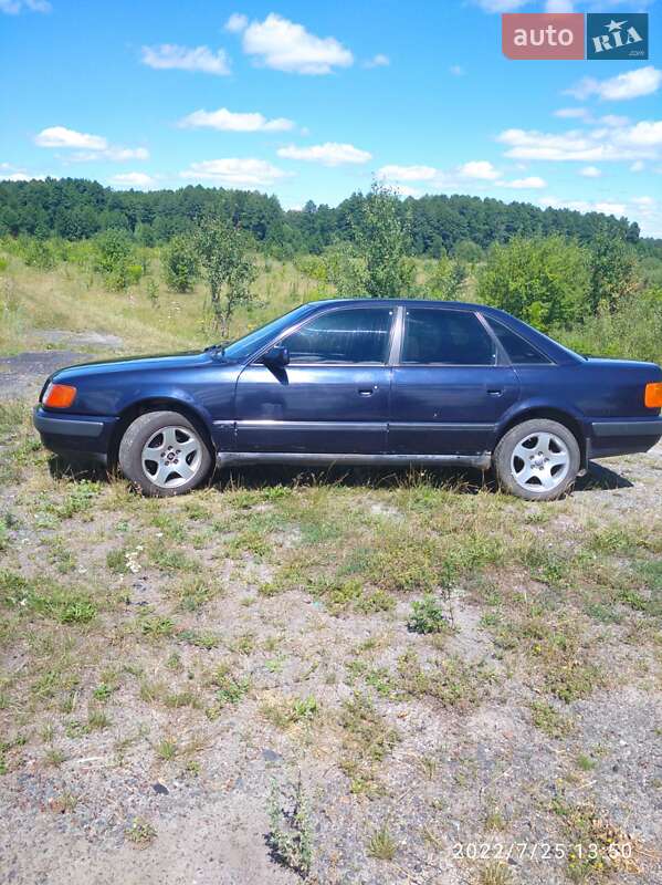 Седан Audi 100 1992 в Ровно