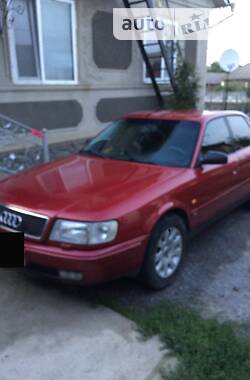 Седан Audi 100 1994 в Кельменцах