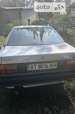 Седан Audi 100 1985 в Івано-Франківську