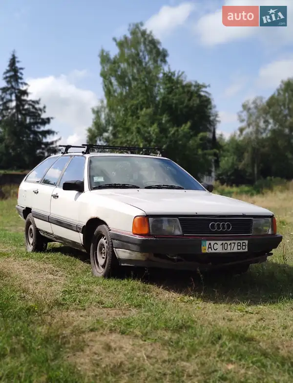 Audi 100 1983