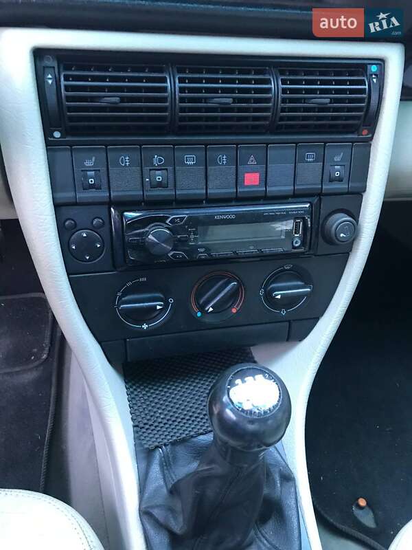 Седан Audi 100 1993 в Николаеве