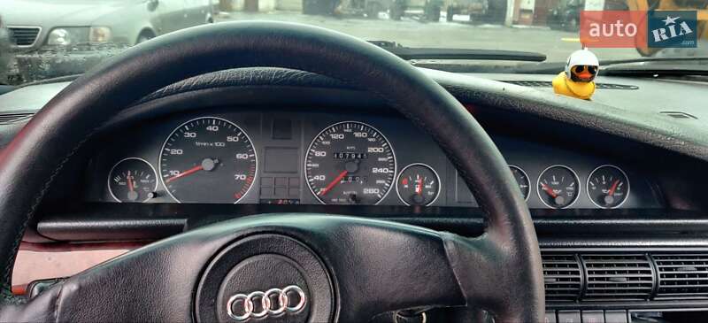 Седан Audi 100 1993 в Виннице