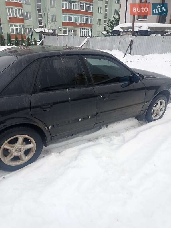 Седан Audi 100 1991 в 