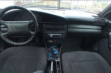 Седан Audi 100 1991 в Вижнице