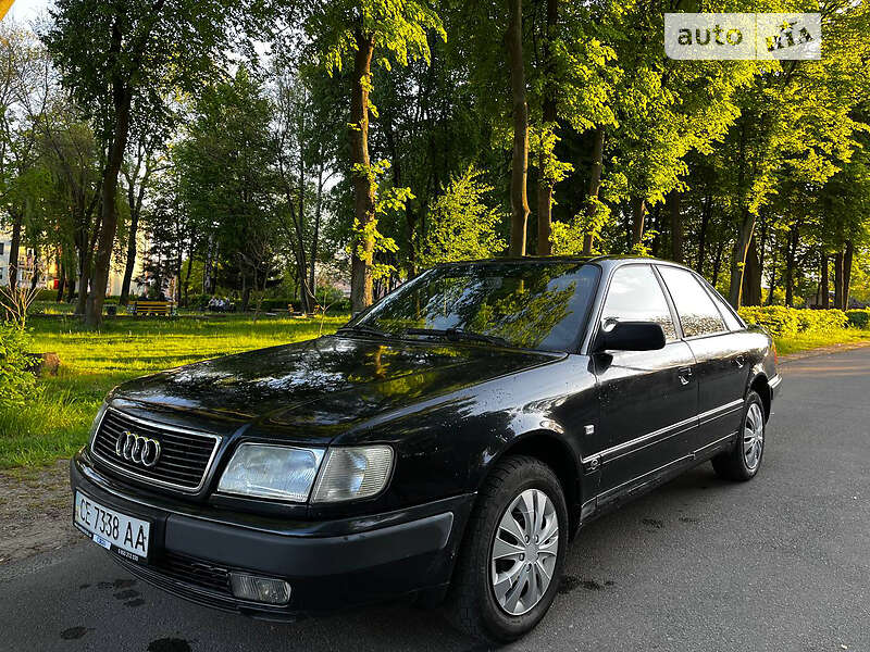 Седан Audi 100 1991 в 