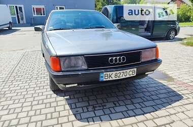 Седан Audi 100 1988 в Рокитном