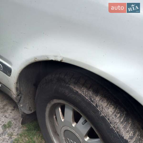 Седан Audi 100 1992 в Чернигове