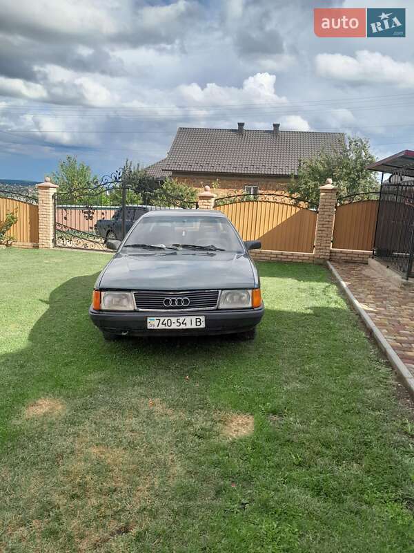 Седан Audi 100 1989 в Черновцах фото 3 Седан Audi 100 1989 в Черновцах