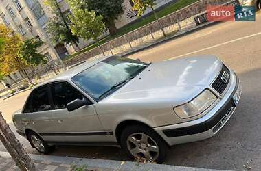 Седан Audi 100 1993 в Киеве