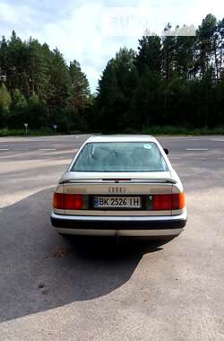 Седан Audi 100 1992 в Рокитном