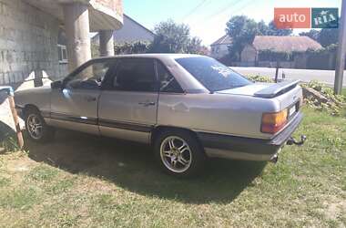 Седан Audi 100 1986 в 