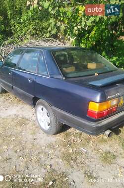 Седан Audi 100 1989 в Ровно