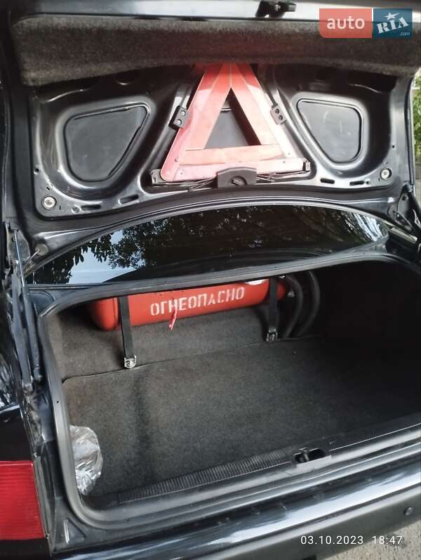 Седан Audi 100 1993 в Ровно