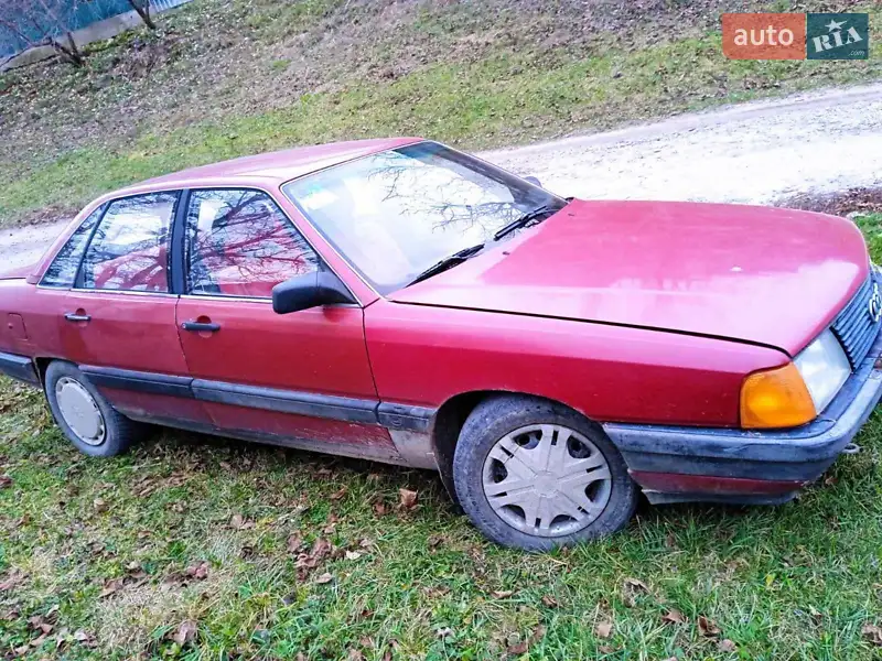 Audi 100 1983
