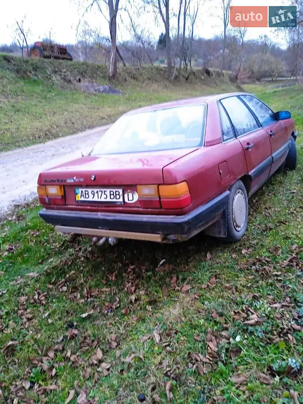Седан Audi 100 1983 в 