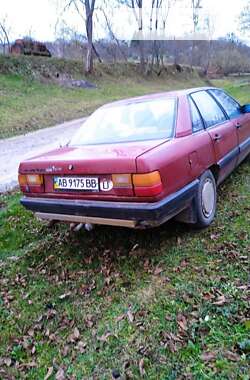 Седан Audi 100 1983 в Немирове