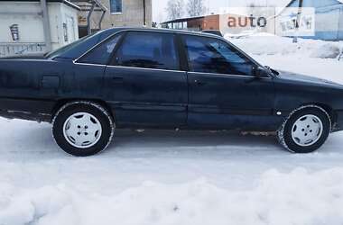 Седан Audi 100 1989 в Глухове