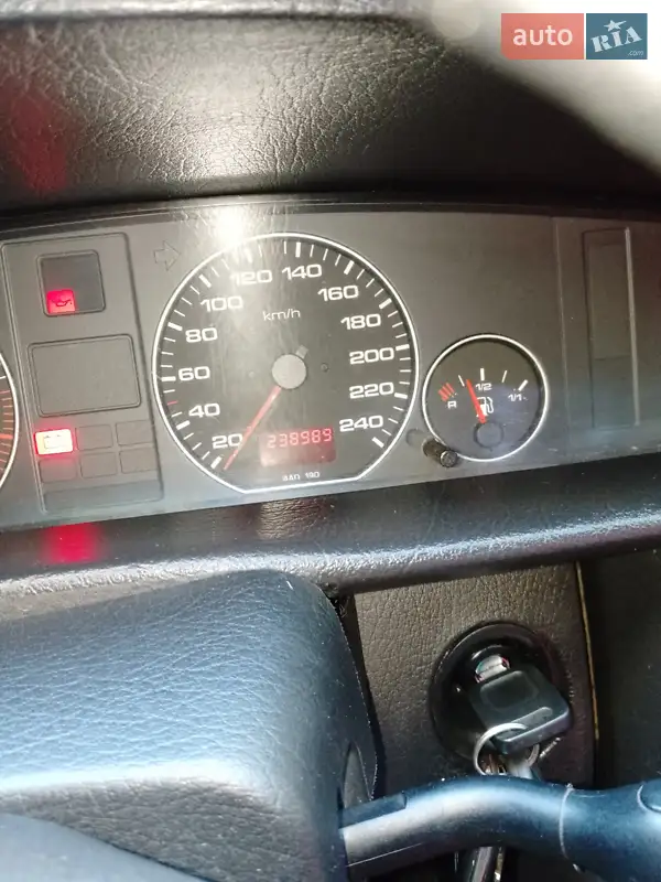 Audi 100 1991 VIN WAUZZZ4AZMA019331 фото оголошення 9 з 59