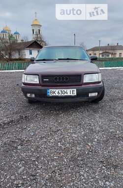 Седан Audi 100 1991 в Острозі