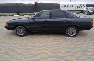 Седан Audi 100 1988 в Чорткові