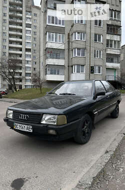 Седан Audi 100 1986 в Львові
