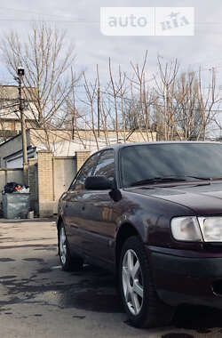 Седан Audi 100 1992 в Боровой