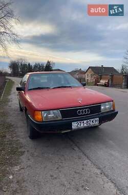 Седан Audi 100 1986 в Заречном