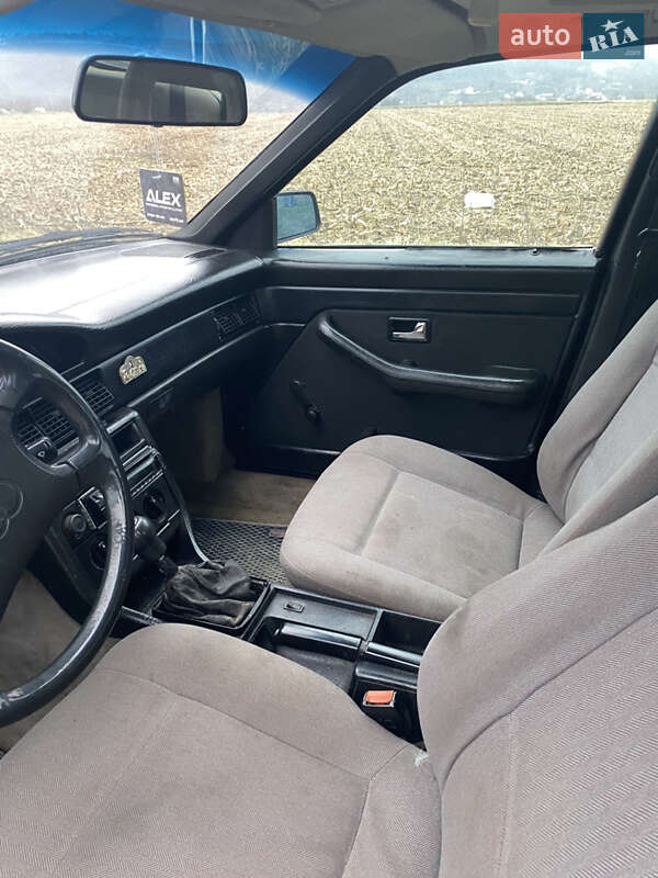 Седан Audi 100 1989 в Чорткове
