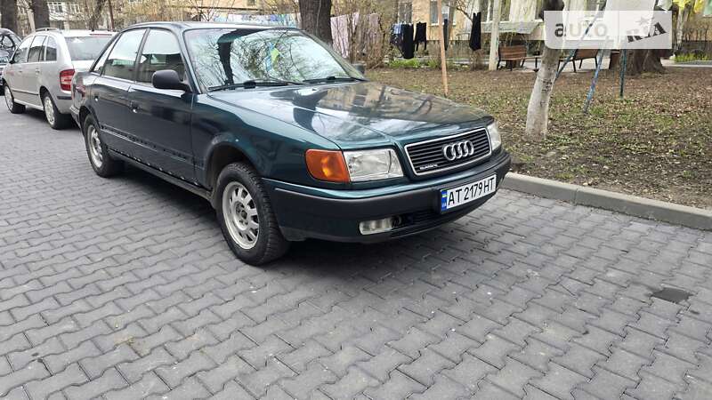 Седан Audi 100 1994 в Ивано-Франковске