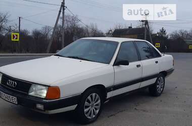 Седан Audi 100 1990 в 