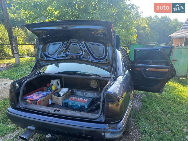 Седан Audi 100 1992 в Тульчине