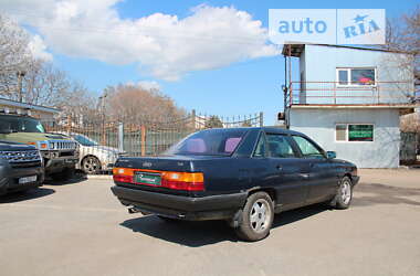 Седан Audi 100 1990 в Одесі