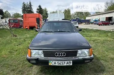 Audi 100 1985
