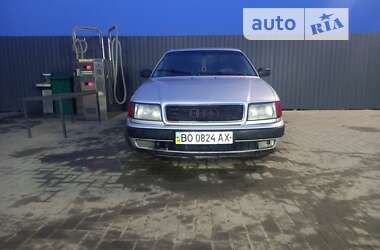 Седан Audi 100 1992 в Остроге