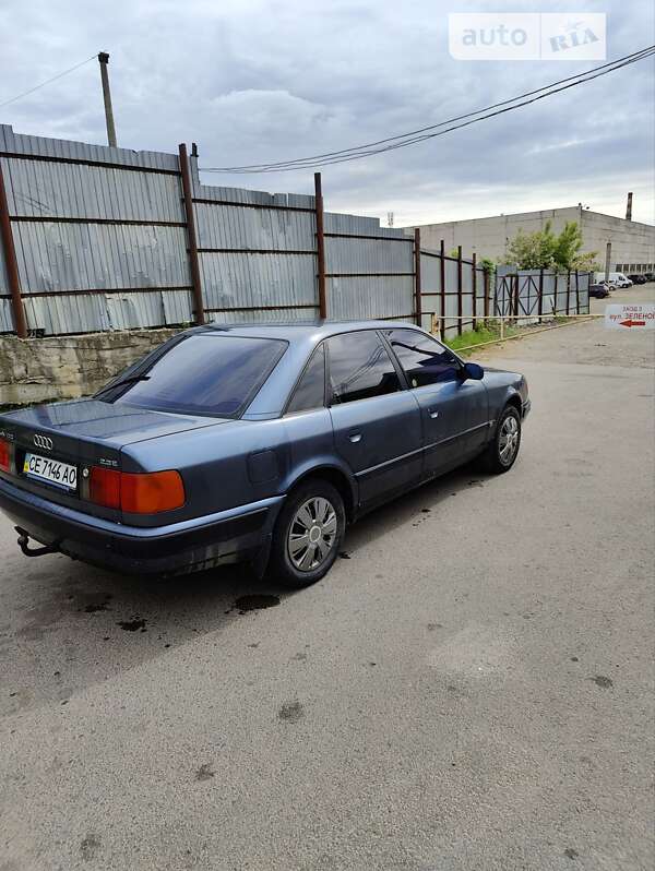 Седан Audi 100 1992 в Черновцах
