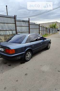 Седан Audi 100 1992 в Черновцах