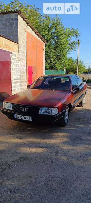 Седан Audi 100 1990 в Кропивницькому