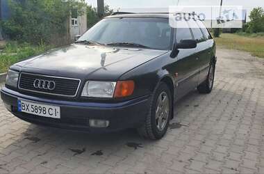 Седан Audi 100 1992 в Кельменцях