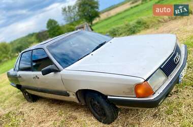 Седан Audi 100 1987 в Львове