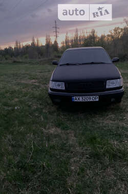 Седан Audi 100 1993 в Славянске