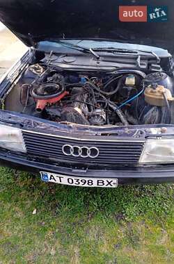 Седан Audi 100 1986 в Ивано-Франковске