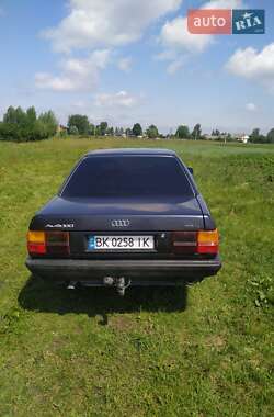 Седан Audi 100 1990 в Ровно