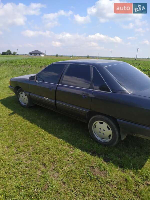 Audi 100 1990