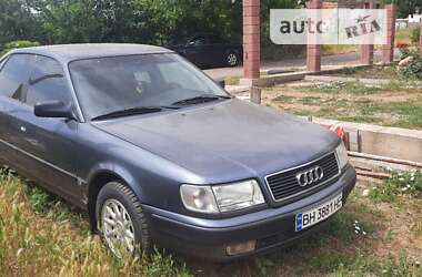 Седан Audi 100 1991 в Одессе