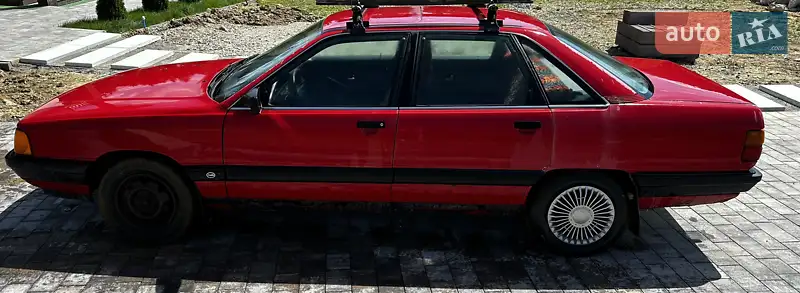 Audi 100