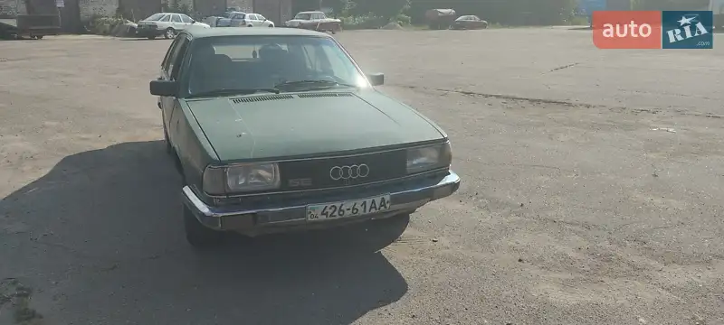 Audi 100 1981