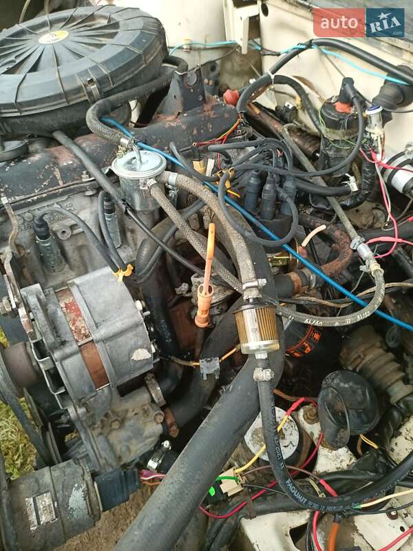 Седан Audi 100 1990 в Черновцах