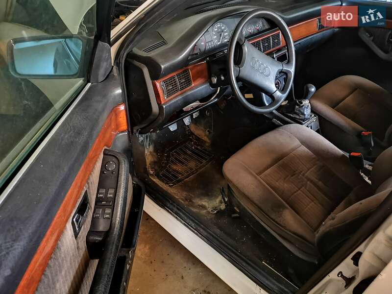 Седан Audi 100 1991 в Ивано-Франковске