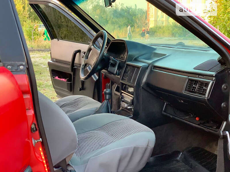 Седан Audi 100 1986 в Луцке фото 10 Седан Audi 100 1986 в Луцке