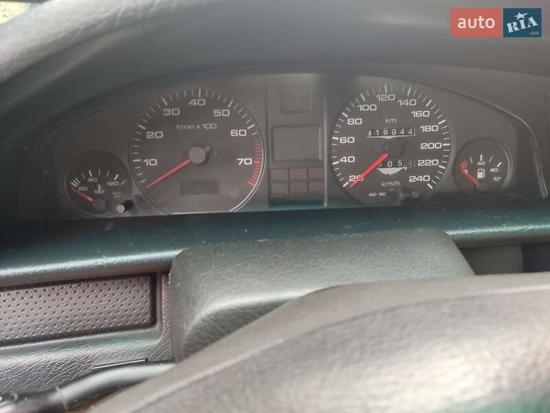 Седан Audi 100 1992 в Киеве